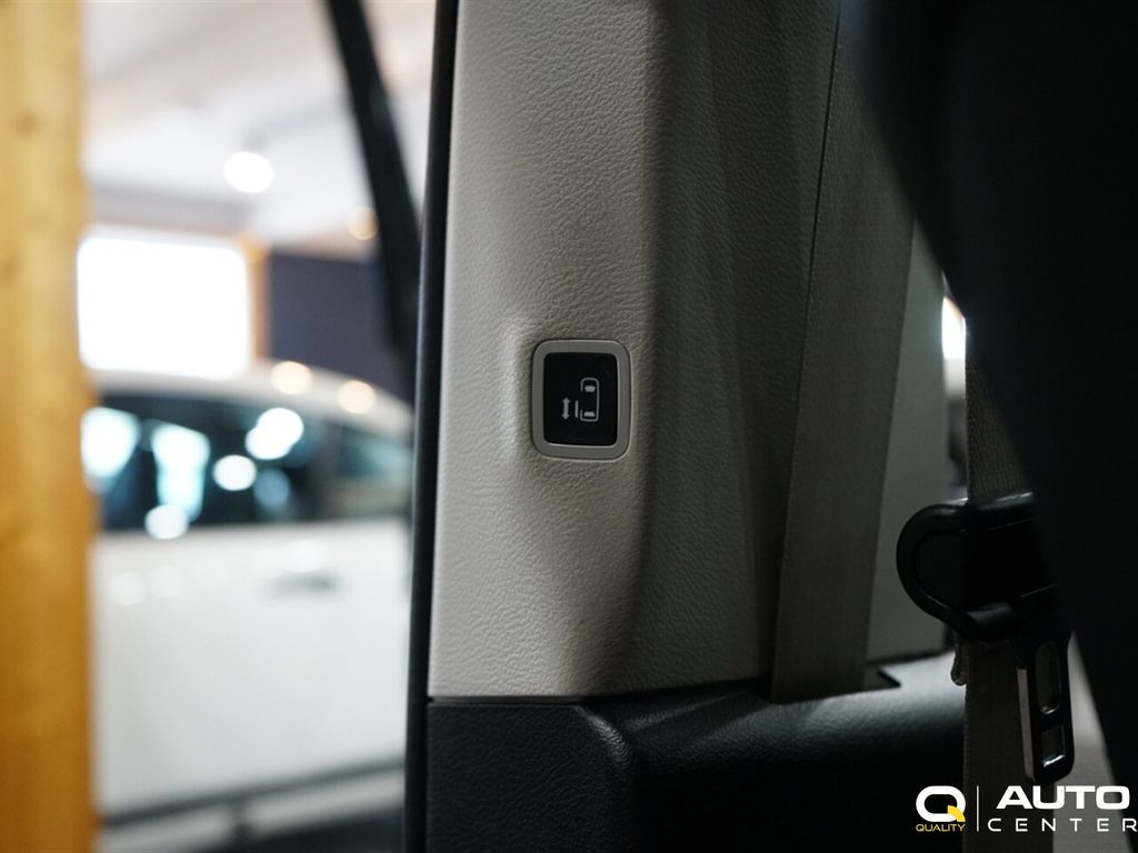 2022 Chrysler Pacifica Hybrid Touring L FWD - 22958080 - 21