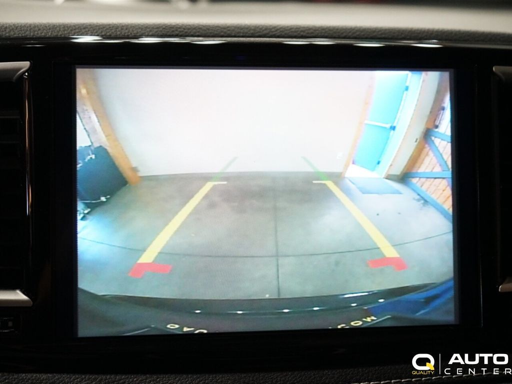 2022 Chrysler Pacifica Hybrid Touring L FWD - 22958080 - 31