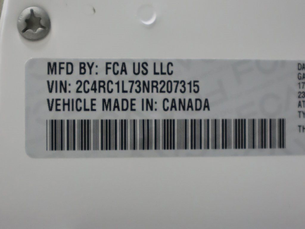 2022 Chrysler Pacifica Hybrid Touring L FWD - 22724131 - 48