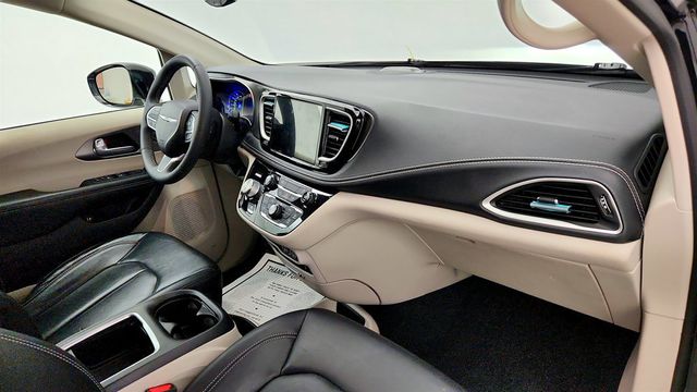 2022 Chrysler Pacifica Hybrid Touring L FWD - 23043145 - 22