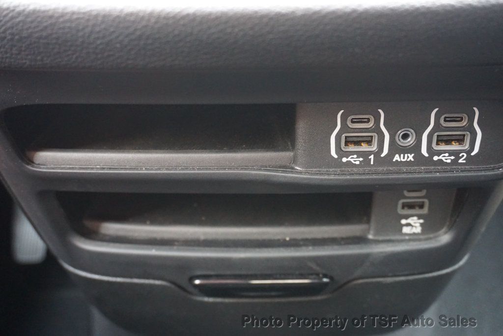 2022 Chrysler Pacifica Hybrid Touring L photo 27