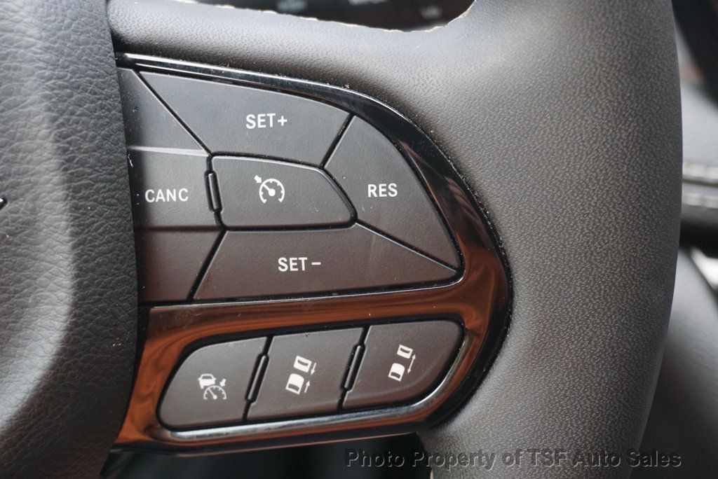 2022 Chrysler Pacifica Hybrid Touring L photo 30