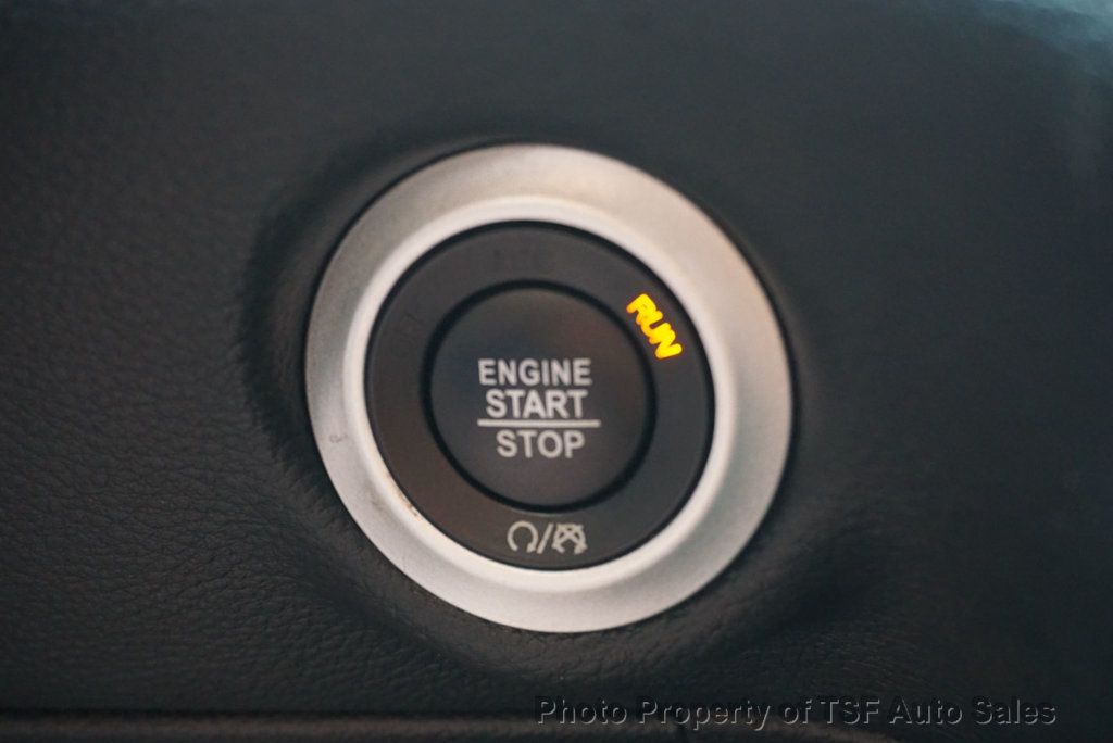 2022 Chrysler Pacifica Hybrid Touring L photo 31