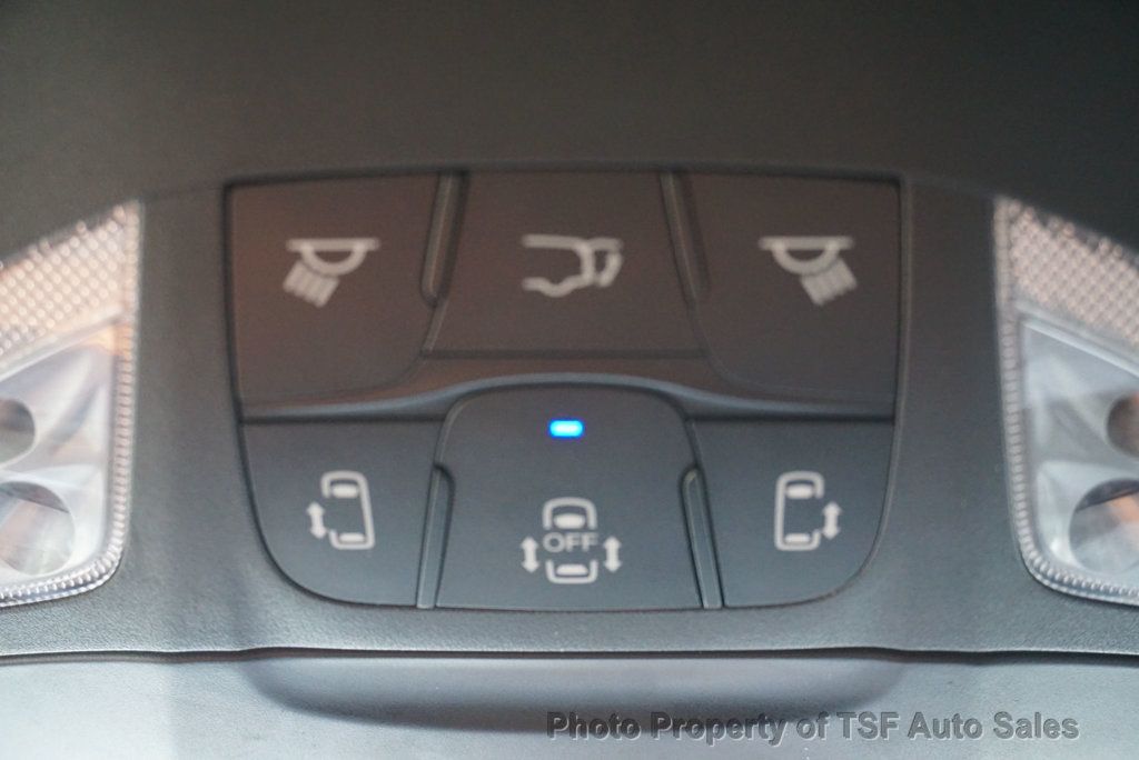 2022 Chrysler Pacifica Hybrid Touring L photo 35