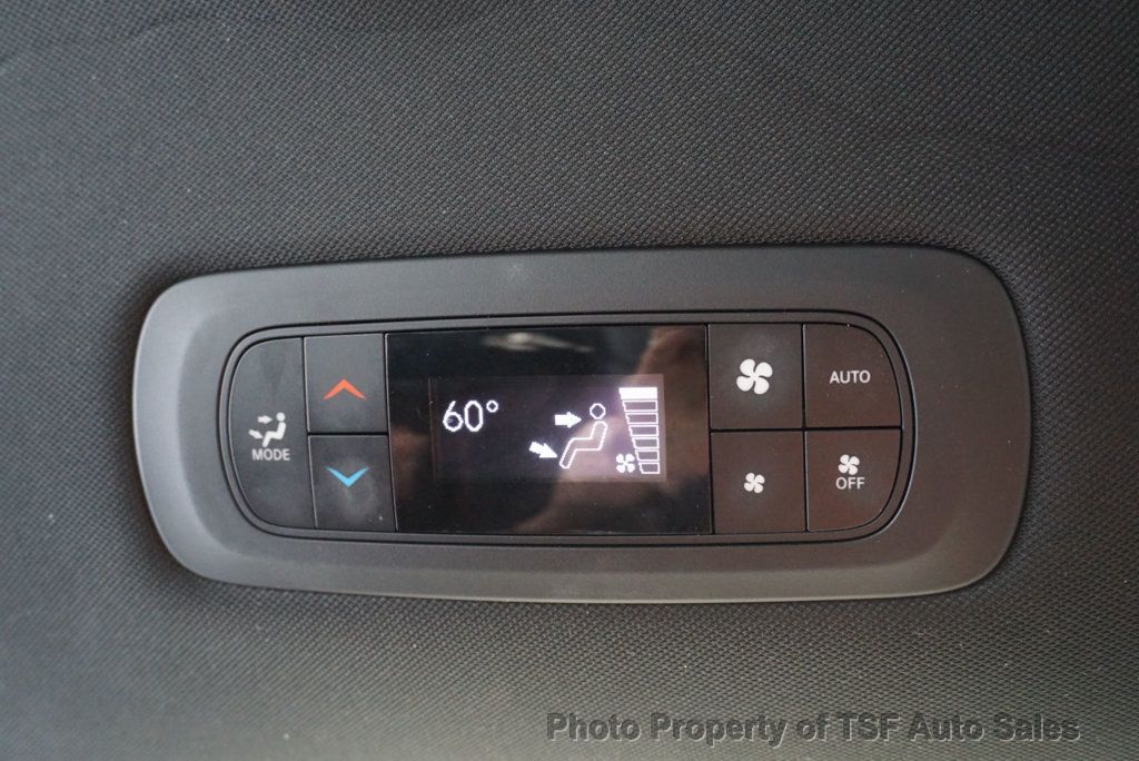 2022 Chrysler Pacifica Hybrid Touring L photo 38