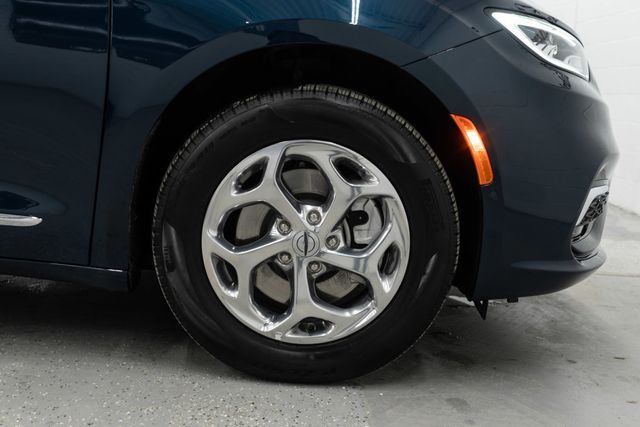2022 Chrysler Pacifica Limited AWD - 22982908 - 40