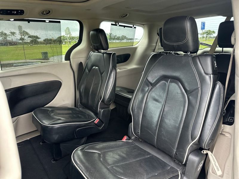 2022 Chrysler Pacifica Limited FWD - 22994264 - 14