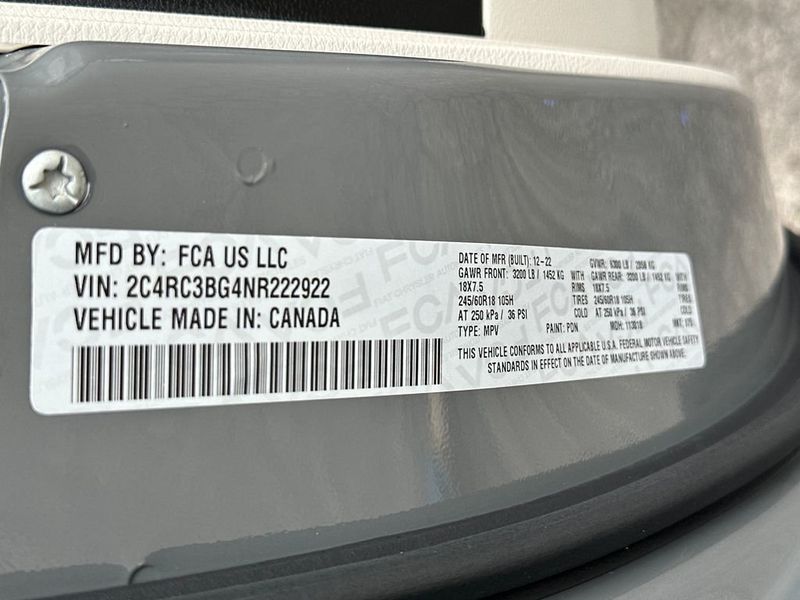 2022 Chrysler Pacifica Touring L AWD - 22993576 - 21