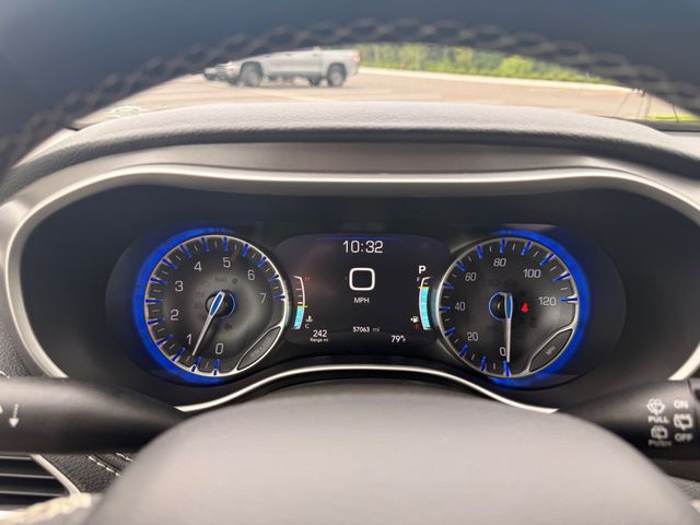 2022 Chrysler Pacifica TOURING L AWD - 23040588 - 2