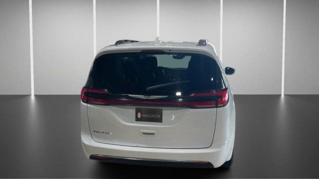 2022 Chrysler Pacifica Touring L FWD - 23001181 - 7