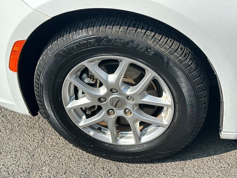 2022 Chrysler Pacifica Touring L FWD - 22979159 - 11