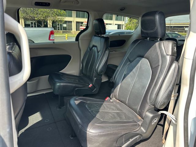 2022 Chrysler Pacifica Touring L FWD - 22979159 - 14