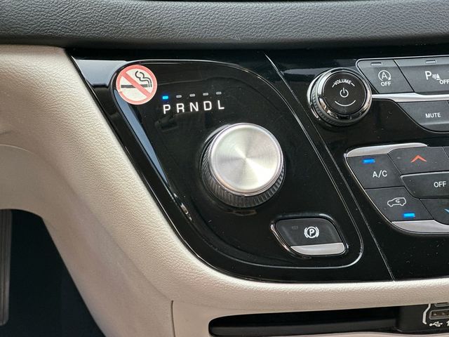 2022 Chrysler Pacifica Touring L FWD - 22979159 - 18