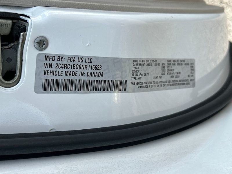 2022 Chrysler Pacifica Touring L FWD - 22979159 - 21