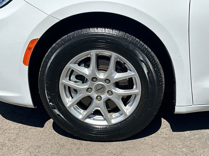 2022 Chrysler Pacifica Touring L FWD - 22991053 - 11