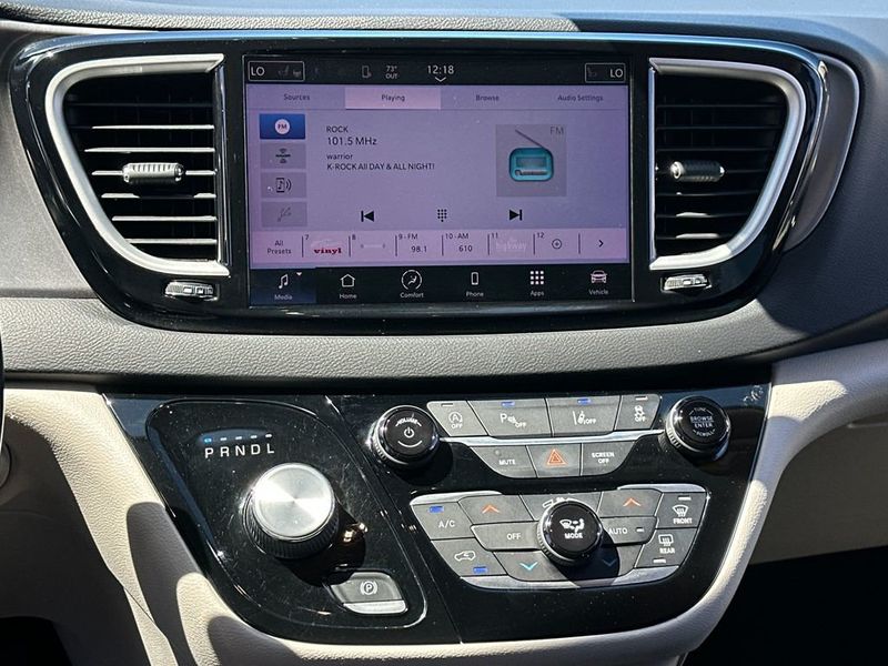 2022 Chrysler Pacifica Touring L FWD - 22991053 - 15