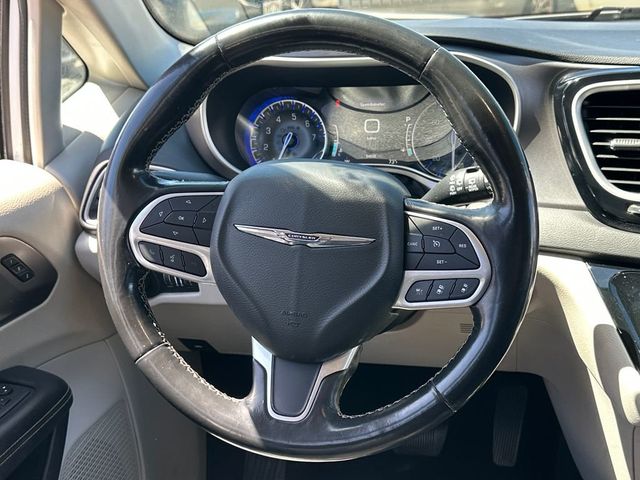 2022 Chrysler Pacifica Touring L FWD - 22991053 - 17