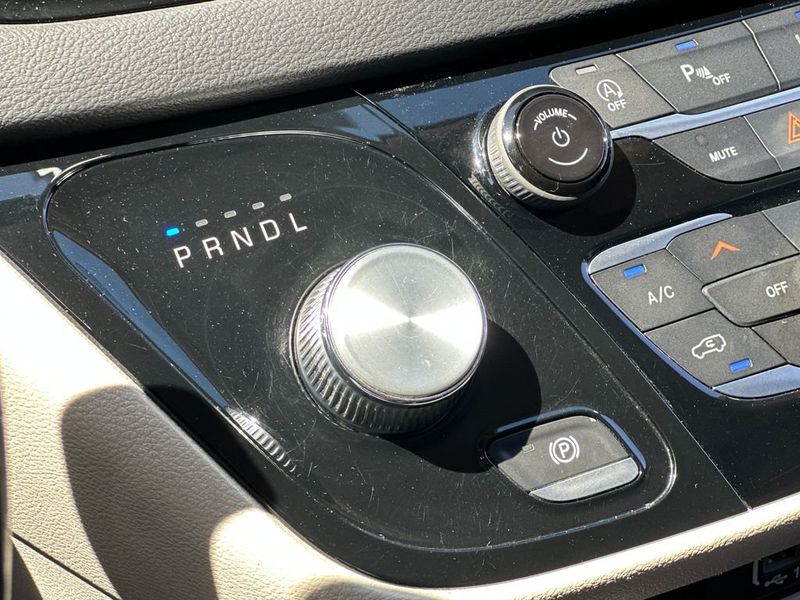 2022 Chrysler Pacifica Touring L FWD - 22991053 - 18