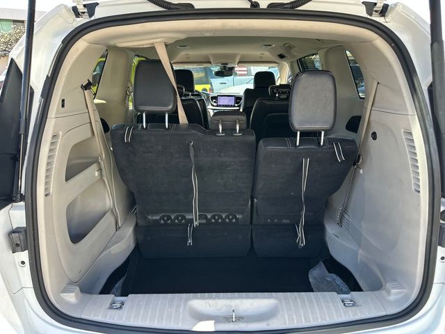 2022 Chrysler Pacifica Touring L FWD - 23008462 - 19