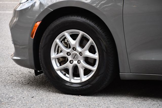 2022 Chrysler Pacifica Touring L FWD - 22965580 - 13