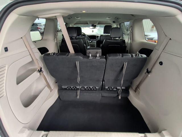 2022 Chrysler Pacifica Touring L FWD - 22988231 - 22