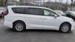 2022 Chrysler Pacifica Touring L FWD - 22988231 - 8