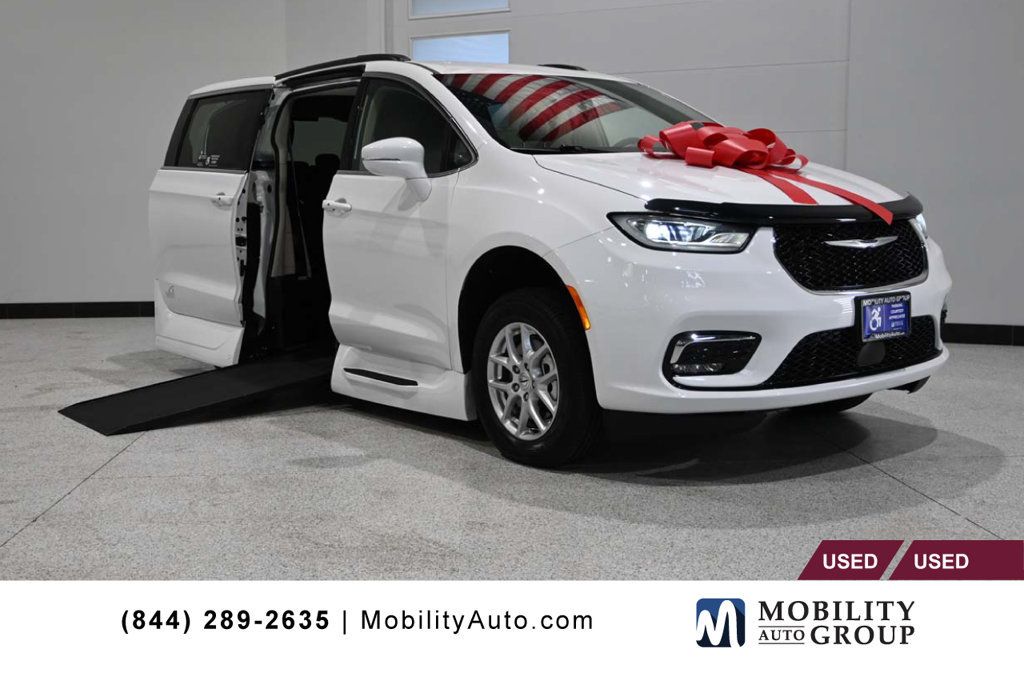 2022 Chrysler Pacifica Touring L FWD - 23009993 | Video 1