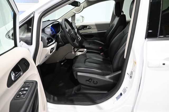 2022 Chrysler Pacifica Touring L FWD - 23009993 - 12