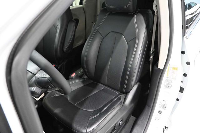 2022 Chrysler Pacifica Touring L FWD - 23009993 - 13