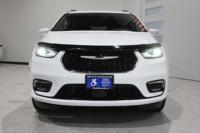 2022 Chrysler Pacifica Touring L FWD - 23009993 - 3