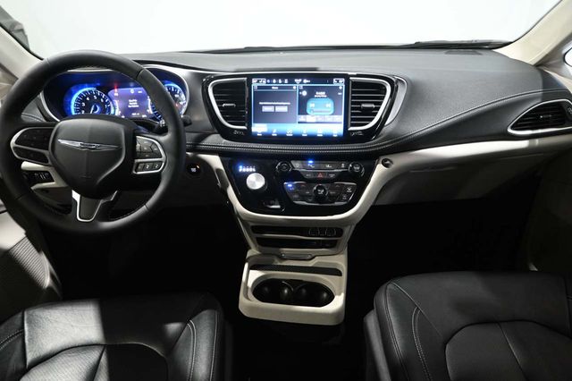 2022 Chrysler Pacifica Touring L FWD - 23050389 - 20
