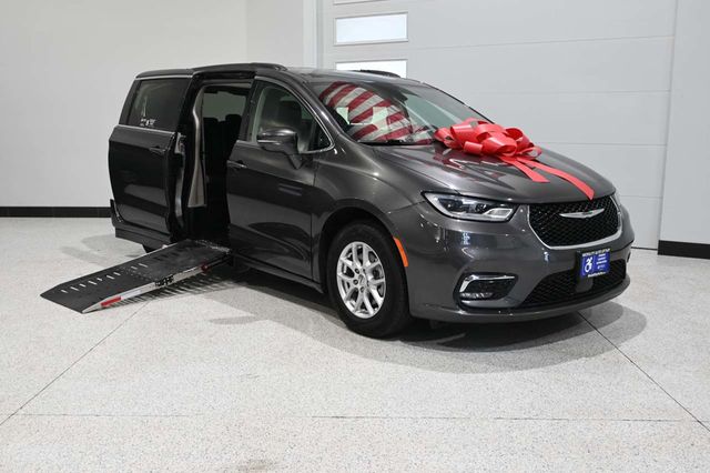 2022 Chrysler Pacifica Touring L FWD - 23066911 - 1