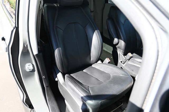 2022 Chrysler Pacifica Touring L FWD - 23072817 - 15