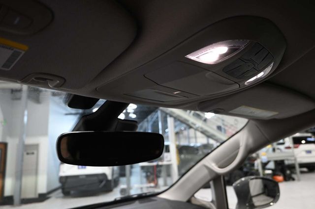 2022 Chrysler Pacifica Touring L FWD - 23072817 - 31