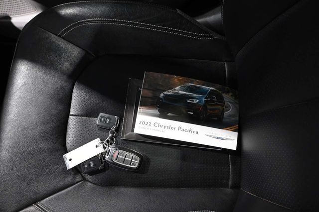 2022 Chrysler Pacifica Touring L FWD - 23072817 - 37
