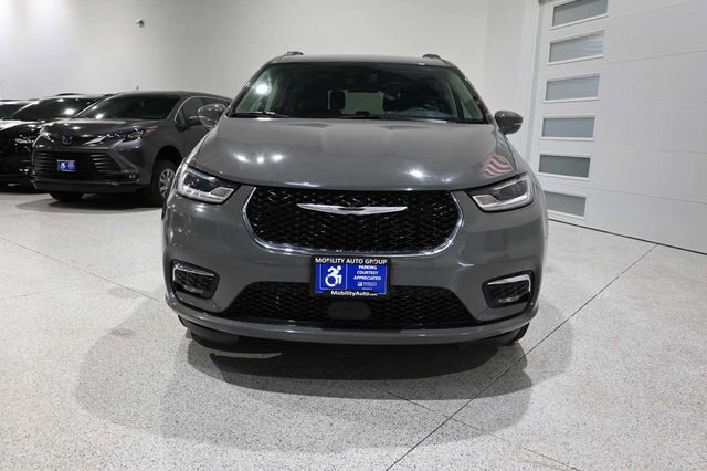 2022 Chrysler Pacifica Touring L FWD - 23072817 - 3