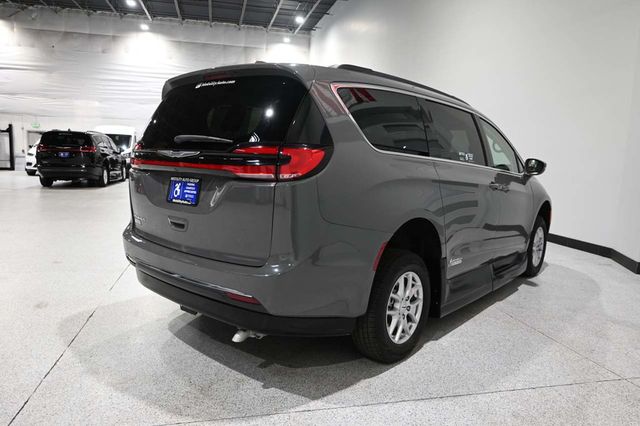 2022 Chrysler Pacifica Touring L FWD - 23072817 - 5