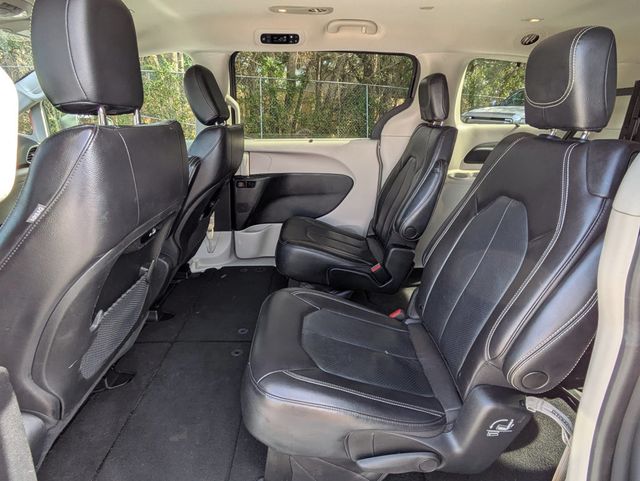 2022 Chrysler Pacifica Touring L FWD - 22977101 - 13
