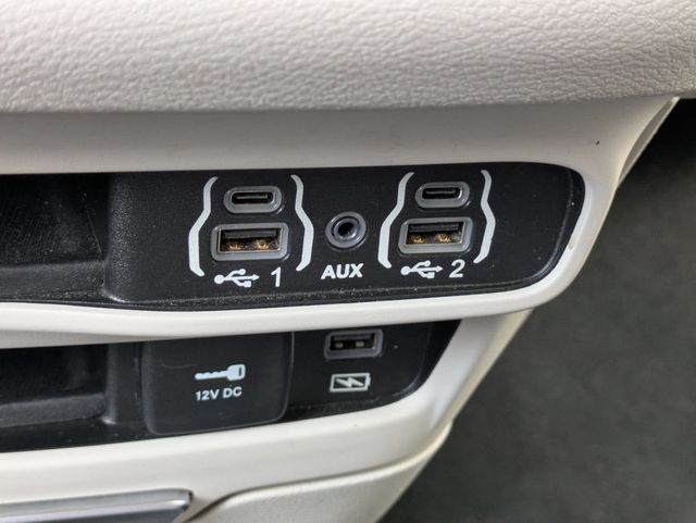 2022 Chrysler Pacifica Touring L FWD - 22977101 - 22