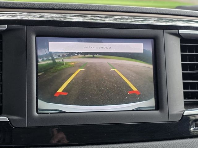 2022 Chrysler Voyager LX - 23033600 - 14