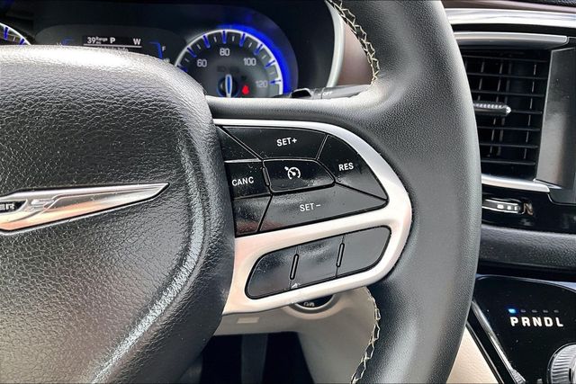 2022 Chrysler Voyager LX - 23031245 - 22