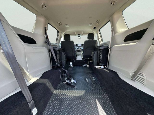 2022 Chrysler Voyager LX 4dr Mini Van - 23050933 - 12