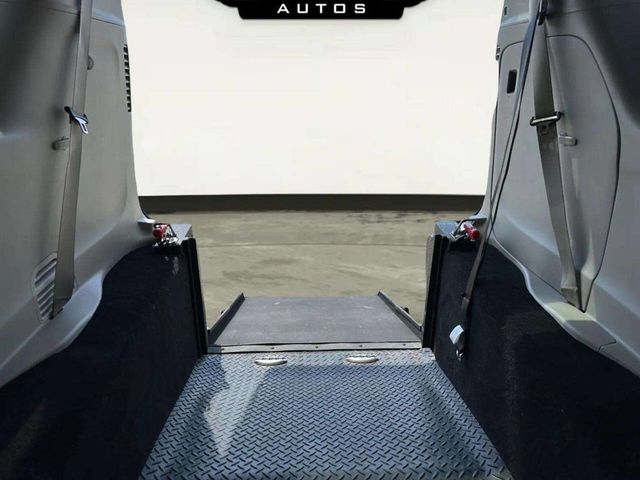 2022 Chrysler Voyager LX 4dr Mini Van - 23050933 - 14
