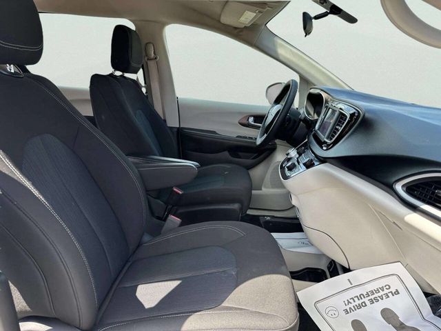 2022 Chrysler Voyager LX 4dr Mini Van - 23050933 - 19