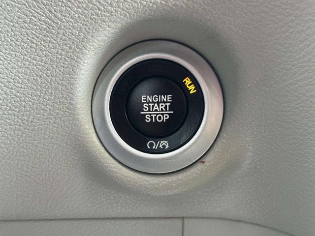 2022 Chrysler Voyager LX 4dr Mini Van - 23050933 - 38