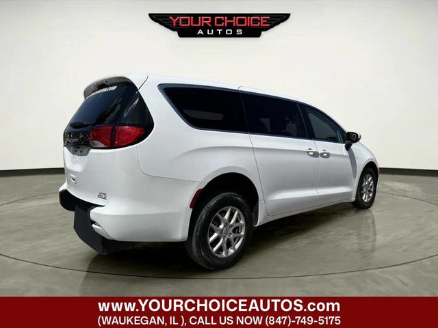2022 Chrysler Voyager LX 4dr Mini Van - 23050933 - 5