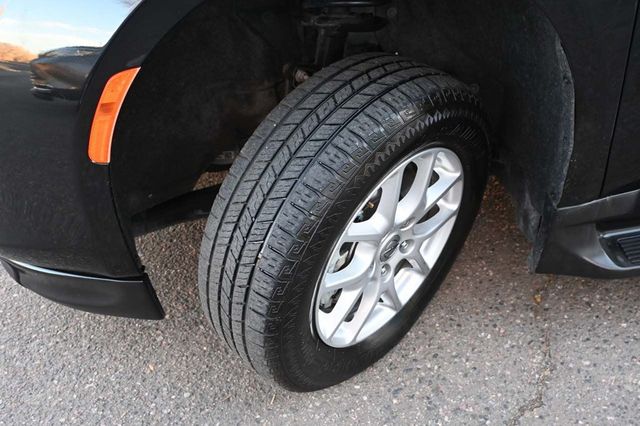 2022 Chrysler Voyager LX Mobility Handicap Van - 22913880 - 10