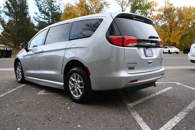 2022 Chrysler Voyager LX Mobility Handicap Van - 22991091 - 7