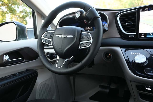 2022 Chrysler Voyager LX Mobility Handicap Van - 23010644 - 26