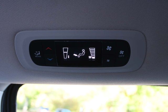 2022 Chrysler Voyager LX Mobility Handicap Van - 23010644 - 31